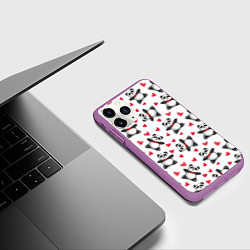 Чехол iPhone 11 Pro матовый Любимые панды, цвет: 3D-фиолетовый — фото 2