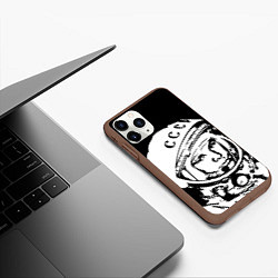 Чехол iPhone 11 Pro матовый Гагарин, цвет: 3D-коричневый — фото 2
