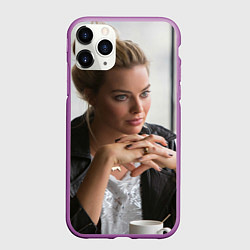 Чехол iPhone 11 Pro матовый Робби Марго в кафе, цвет: 3D-фиолетовый