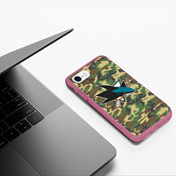 Чехол iPhone 7/8 матовый Sharks Camouflage, цвет: 3D-малиновый — фото 2