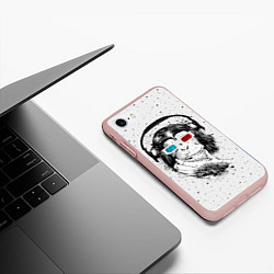 Чехол iPhone 7/8 матовый Обезьяна в наушниках, цвет: 3D-светло-розовый — фото 2