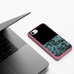 Чехол iPhone 7/8 матовый Камуфляж: черный/синий, цвет: 3D-малиновый — фото 2