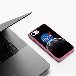 Чехол iPhone 7/8 матовый NASA: Moon Rise, цвет: 3D-малиновый — фото 2