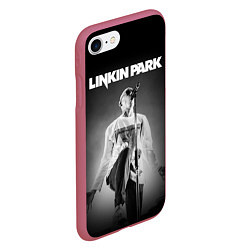 Чехол iPhone 7/8 матовый Linkin Park: Bennington, цвет: 3D-малиновый — фото 2