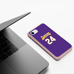 Чехол iPhone 7/8 матовый Los Angeles Lakers Kobe Brya, цвет: 3D-светло-розовый — фото 2