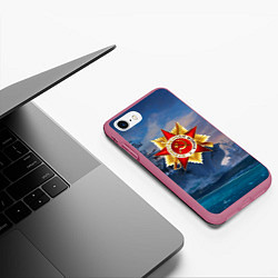 Чехол iPhone 7/8 матовый День Победы!, цвет: 3D-малиновый — фото 2