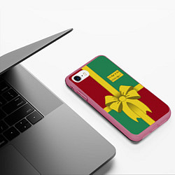 Чехол iPhone 7/8 матовый Свитер Райана Рейнольдса, цвет: 3D-малиновый — фото 2