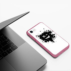 Чехол iPhone 7/8 матовый МАСКА, цвет: 3D-малиновый — фото 2