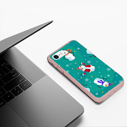 Чехол iPhone 7/8 матовый РазНые Снеговики, цвет: 3D-светло-розовый — фото 2