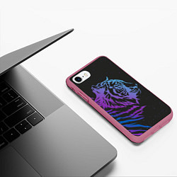 Чехол iPhone 7/8 матовый Tiger Neon, цвет: 3D-малиновый — фото 2