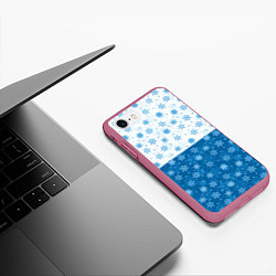 Чехол iPhone 7/8 матовый Светло-Тёмные Снежинки, цвет: 3D-малиновый — фото 2