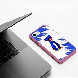 Чехол iPhone 7/8 матовый Huggy Wuggy, цвет: 3D-малиновый — фото 2