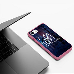 Чехол iPhone 7/8 матовый Collected - Korn, цвет: 3D-малиновый — фото 2