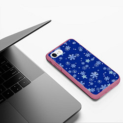 Чехол iPhone 7/8 матовый Снежинки, цвет: 3D-малиновый — фото 2