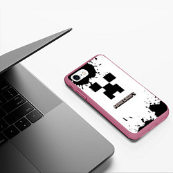 Чехол iPhone 7/8 матовый Minecraft майнкрафт, цвет: 3D-малиновый — фото 2