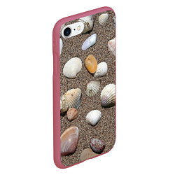 Чехол iPhone 7/8 матовый Композиция из ракушек на песке, цвет: 3D-малиновый — фото 2