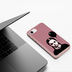 Чехол iPhone 7/8 матовый Мрачная Уэнздей Аддамс, цвет: 3D-светло-розовый — фото 2