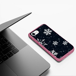 Чехол iPhone 7/8 матовый Снежная радость, цвет: 3D-малиновый — фото 2