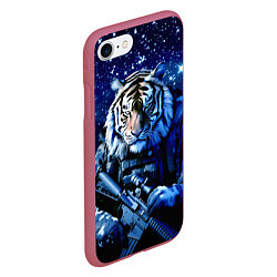 Чехол iPhone 7/8 матовый Тигр солдат снег и звезды, цвет: 3D-малиновый — фото 2
