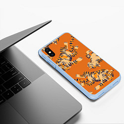 Чехол iPhone XS Max матовый Тигр паттерн, цвет: 3D-голубой — фото 2