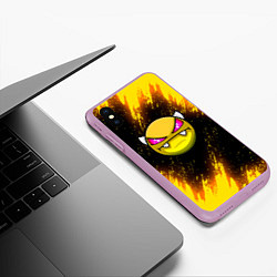 Чехол iPhone XS Max матовый Geometry Dash желтый смайл, цвет: 3D-сиреневый — фото 2