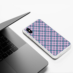 Чехол iPhone XS Max матовый Розово-серый клетчатый узор в косую клетку, цвет: 3D-белый — фото 2