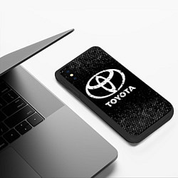 Чехол iPhone XS Max матовый Toyota с потертостями на темном фоне, цвет: 3D-черный — фото 2