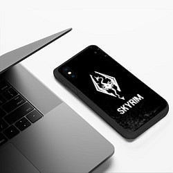 Чехол iPhone XS Max матовый Skyrim glitch на темном фоне, цвет: 3D-черный — фото 2