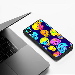 Чехол iPhone XS Max матовый Паттерн из черепов - поп-арт - иллюзия, цвет: 3D-черный — фото 2