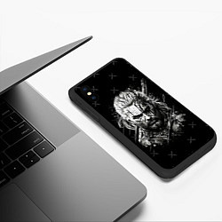 Чехол iPhone XS Max матовый Ведьмак на фоне мечей, цвет: 3D-черный — фото 2