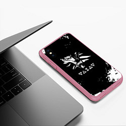 Чехол iPhone XS Max матовый Ведьмак волк белый краски, цвет: 3D-малиновый — фото 2