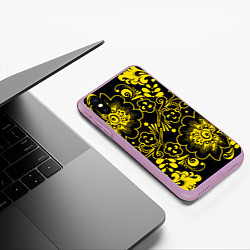 Чехол iPhone XS Max матовый Хохломская роспись золотые цветы на чёроном фоне, цвет: 3D-сиреневый — фото 2