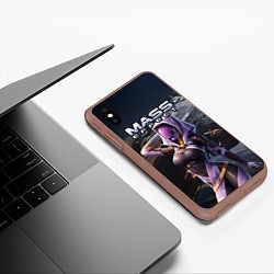 Чехол iPhone XS Max матовый Mass Effect ТалиЗора и космический корабль, цвет: 3D-коричневый — фото 2