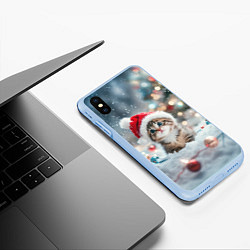 Чехол iPhone XS Max матовый Маленький котенок и елочные игрушки, цвет: 3D-голубой — фото 2