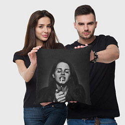 Подушка квадратная Lana Del Rey, цвет: 3D-принт — фото 2