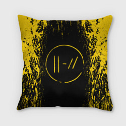 Подушка квадратная 21 Pilots: Yellow & Black