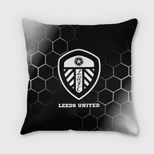 Подушка квадратная Leeds United sport на темном фоне / 3D-принт – фото 1