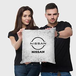 Подушка квадратная Nissan с потертостями на светлом фоне, цвет: 3D-принт — фото 2