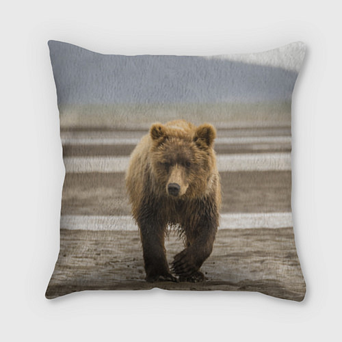 Подушка квадратная Медвежонок в аэропорту / 3D-принт – фото 1