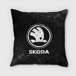 Подушка квадратная Skoda с потертостями на темном фоне