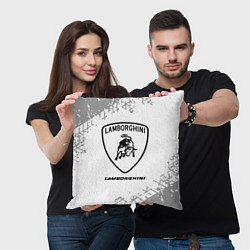 Подушка квадратная Lamborghini speed на светлом фоне со следами шин, цвет: 3D-принт — фото 2