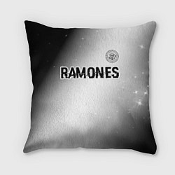 Подушка квадратная Ramones glitch на светлом фоне: символ сверху, цвет: 3D-принт