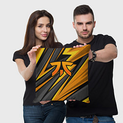 Подушка квадратная Fnatic - киберспорт желтый, цвет: 3D-принт — фото 2