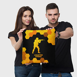Подушка квадратная Counter Strike - gold gradient, цвет: 3D-принт — фото 2