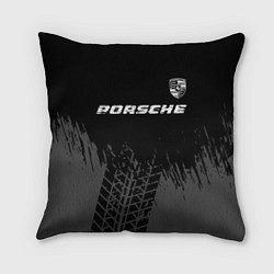 Подушка квадратная Porsche speed на темном фоне со следами шин: симво, цвет: 3D-принт