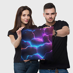 Подушка квадратная Синие и фиолетовые молнии в разломе, цвет: 3D-принт — фото 2