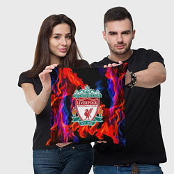 Подушка квадратная Liverpool огненный стиль текстура, цвет: 3D-принт — фото 2
