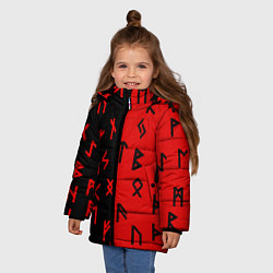 Куртка зимняя для девочки РУНЫ, цвет: 3D-черный — фото 2