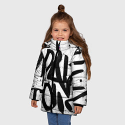 Куртка зимняя для девочки Крупные граффити надписи, цвет: 3D-черный — фото 2