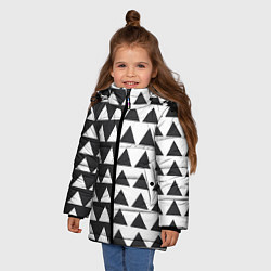 Куртка зимняя для девочки Черно-белые треугольники паттерн, цвет: 3D-красный — фото 2